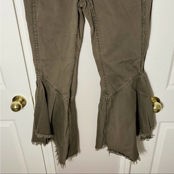 Cinq a Sept Frayed Flare Hem Wysteria Pant Olive - Picture 4 of 8